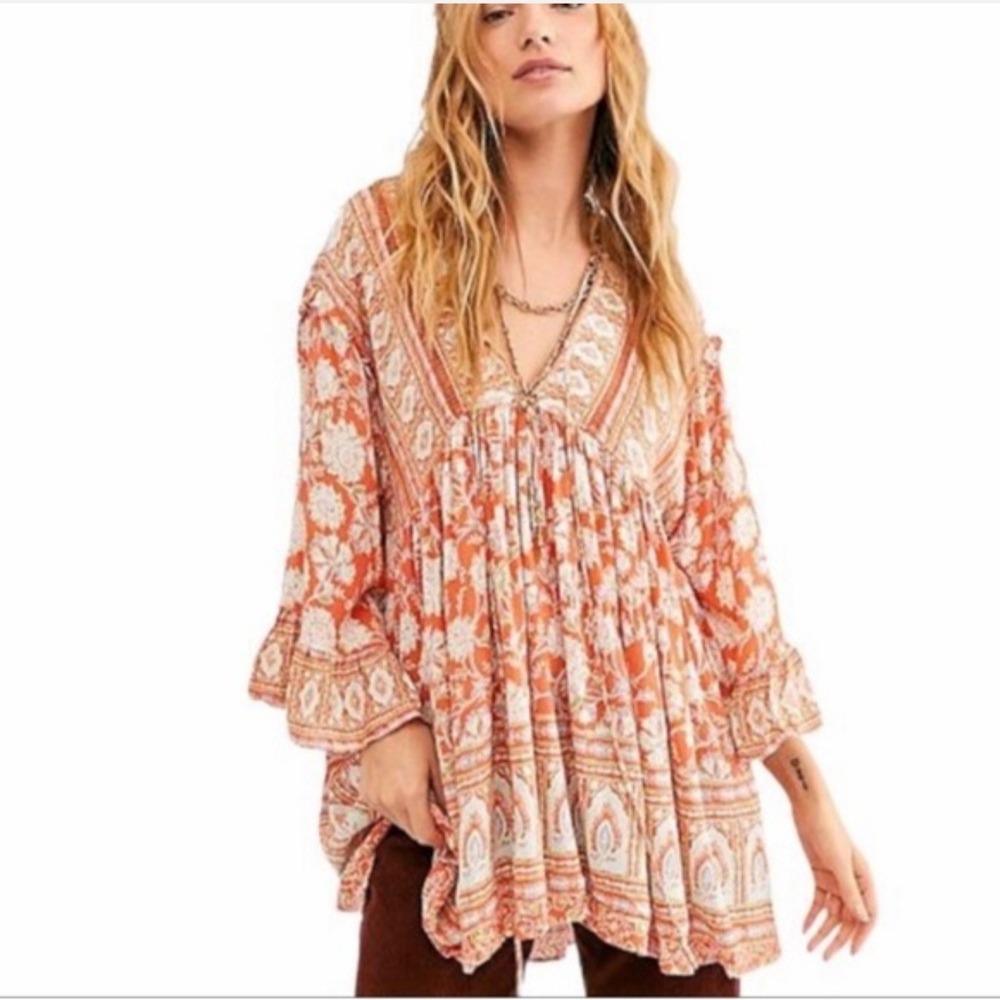 Free People‎ Wandering Star Tunic Top Floral Paisley Boho Bell Sleeve Pink M
